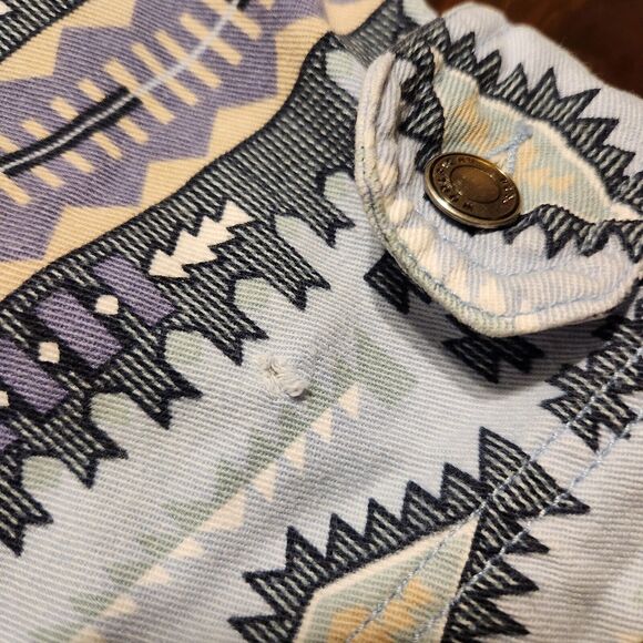 Woolrich Utility Jacket in Gray and Cream Pattern - Picture 5 of 16